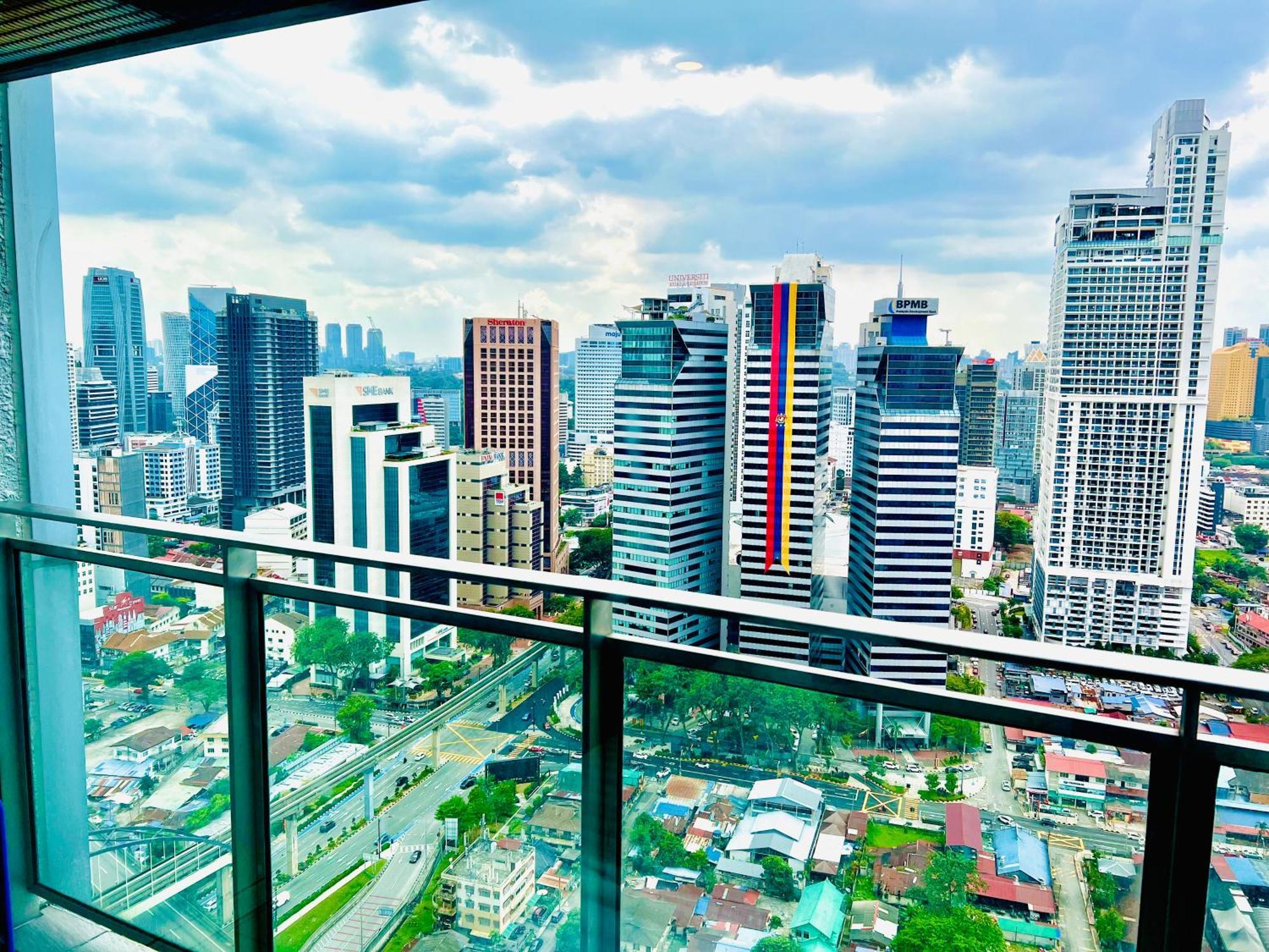 Summer Suite Klcc By Citybox Kuala Lumpur Exteriör bild